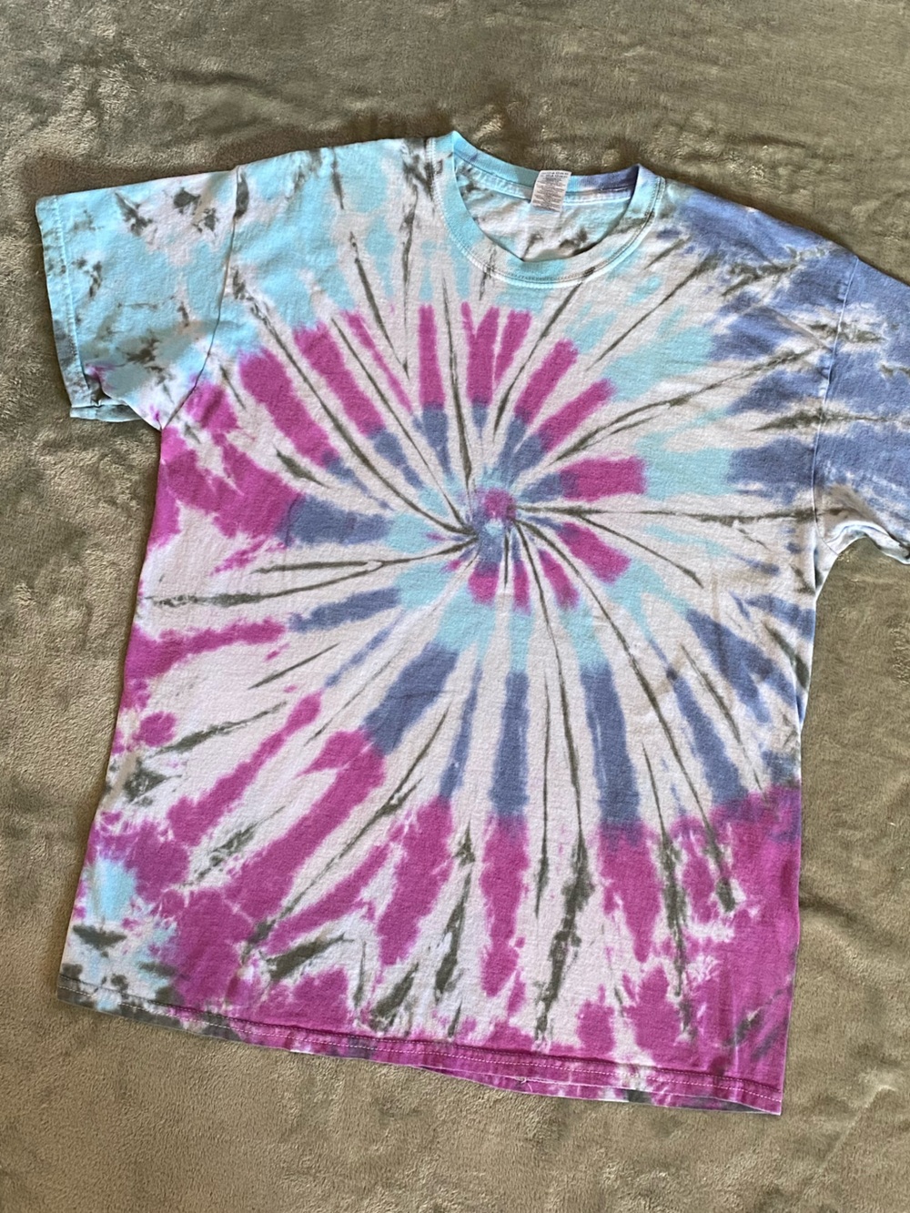 Tie Dye Spiral Tee Blue Purple Gildan Heavy Cotton Retro Festival Shirt L